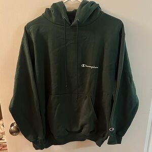 Champion Forest Green Pullover Hoodie size medium